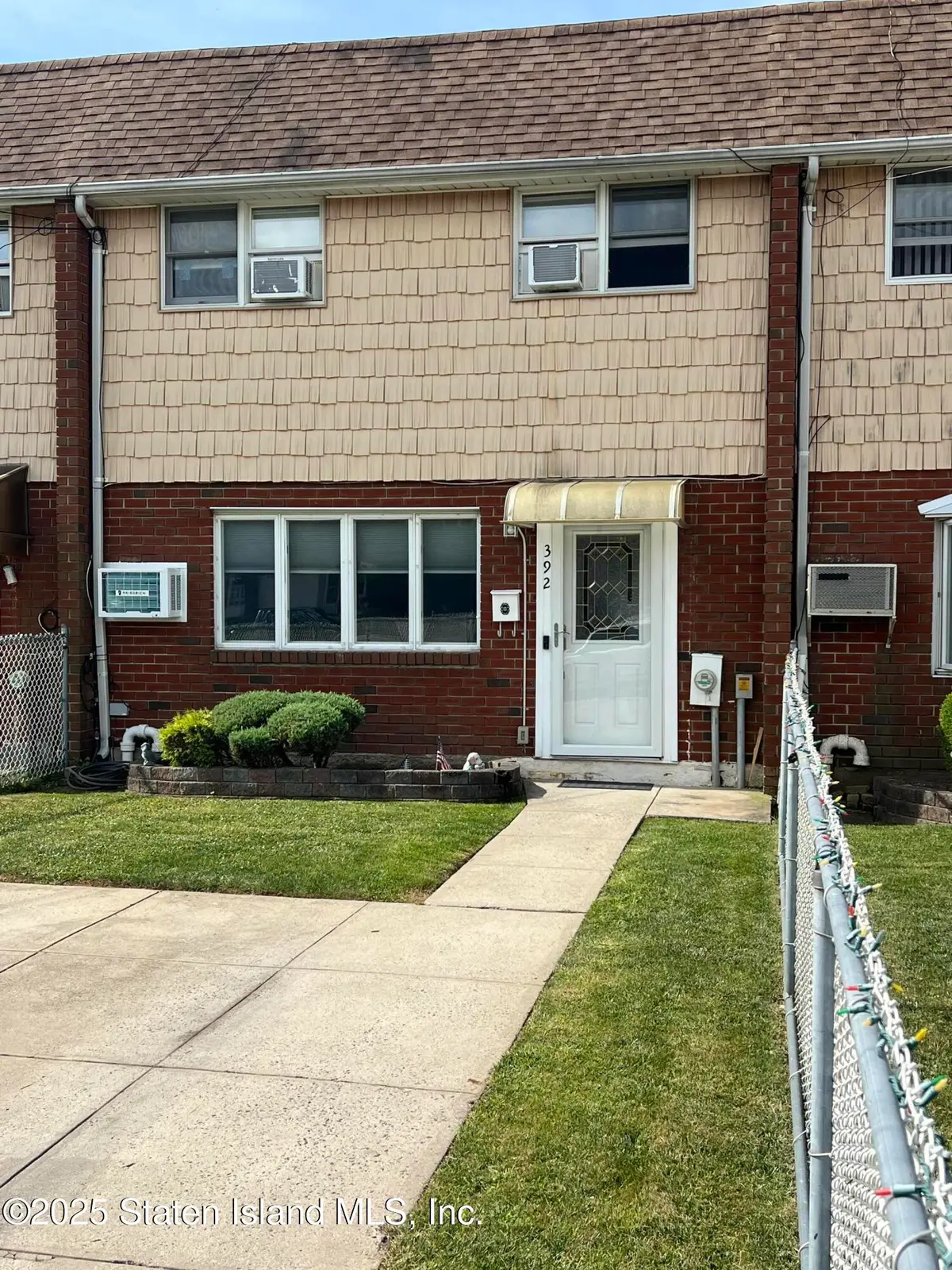 392 Jefferson Avenue, Staten Island, NY 10306 - Image #1