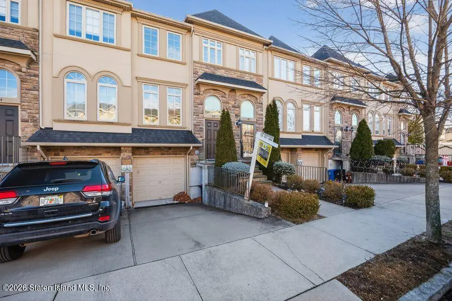 20 Sweetgum Lane, Staten Island, NY 10314 - Image #2