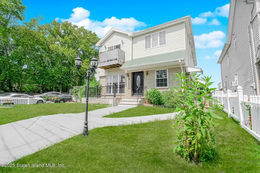 171 Figurea Avenue, Staten Island, NY 10312 - Image #2