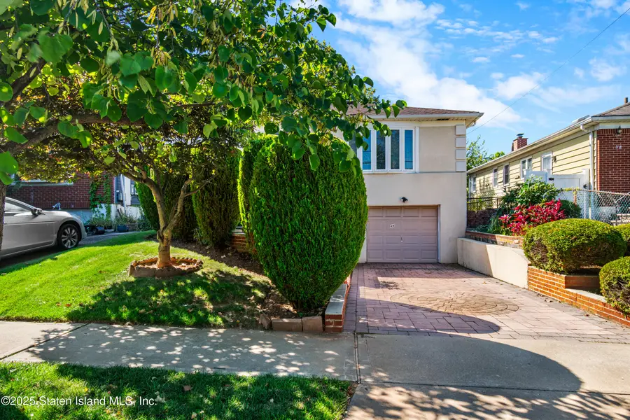 44 Holden Boulevard, Staten Island, NY 10314 - Image #2