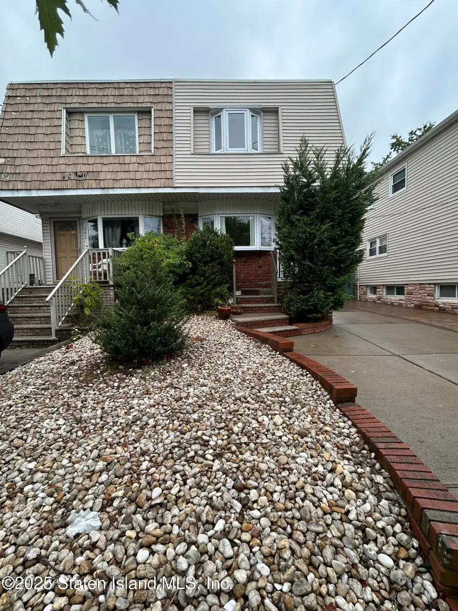 240 Fahy Avenue, Staten Island, NY 10314 - Image #2