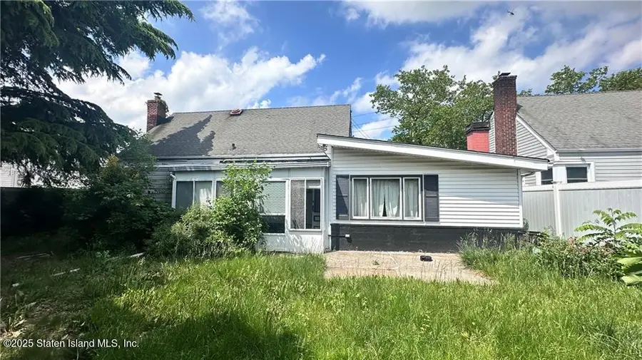 40 Lander Avenue, Staten Island, NY 10314 - Image #2