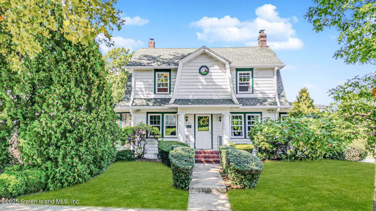 1 Whitewood Avenue, Staten Island, NY 10310 - Image #1