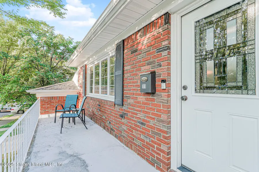 11 Curtis Court, Staten Island, NY 10310 - Image #3