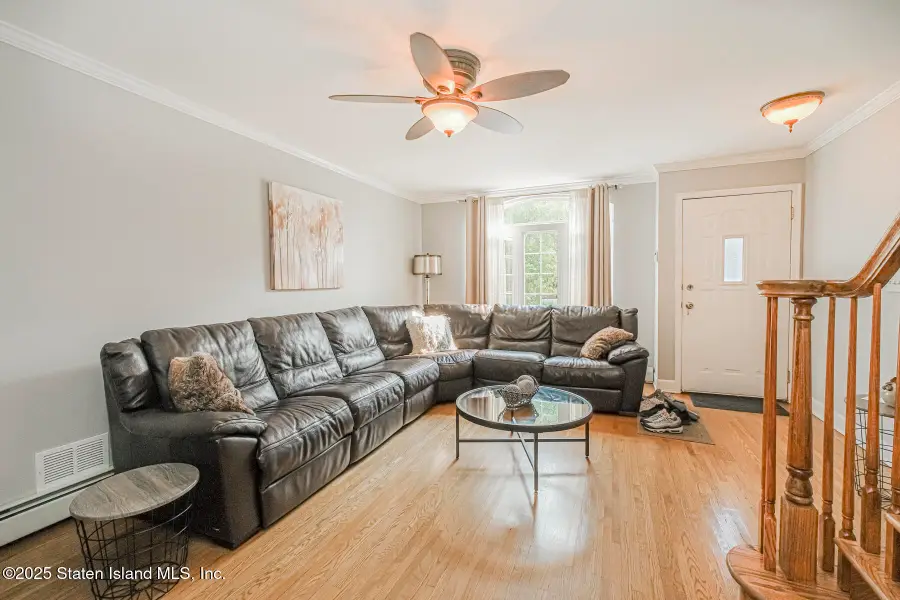 98 Ormsby Avenue, Staten Island, NY 10309 - Image #2