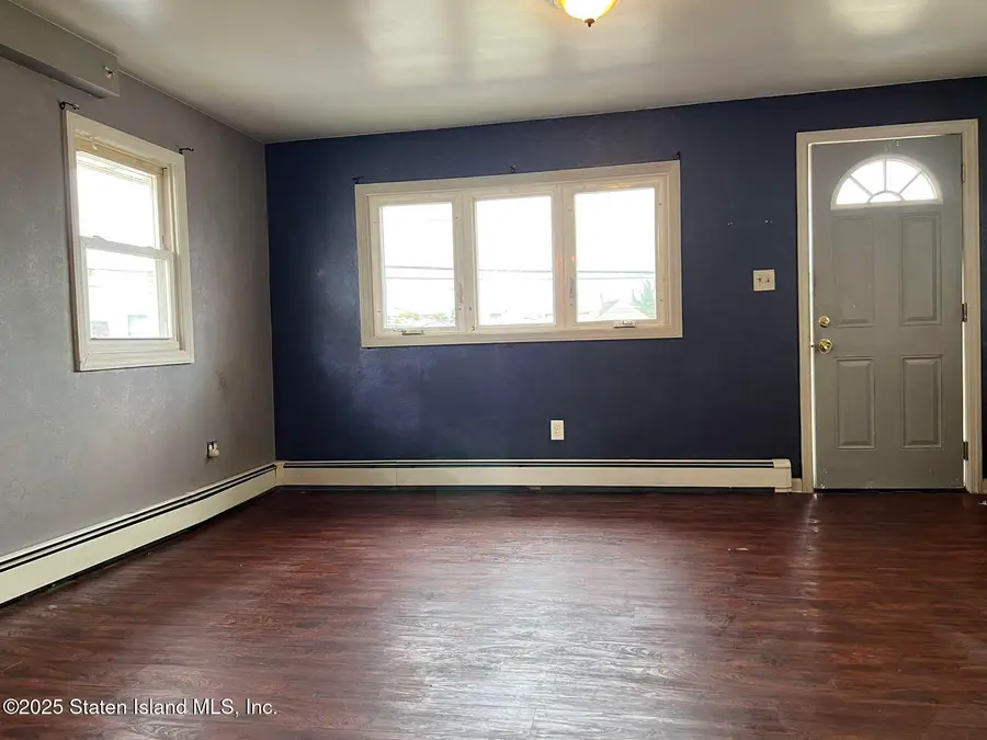 30 Center Place, Staten Island, NY 10306 - Image #3