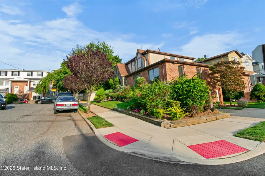 5 Birchard Avenue, Staten Island, NY 10314 - Image #3