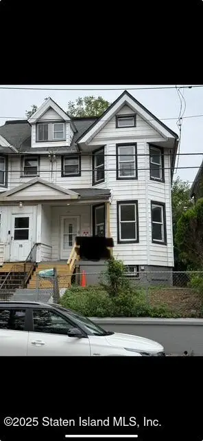 17 Sharpe Avenue, Staten Island, NY 10302