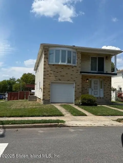 182 Woodbine Avenue, Staten Island, NY 10314 - Image #3