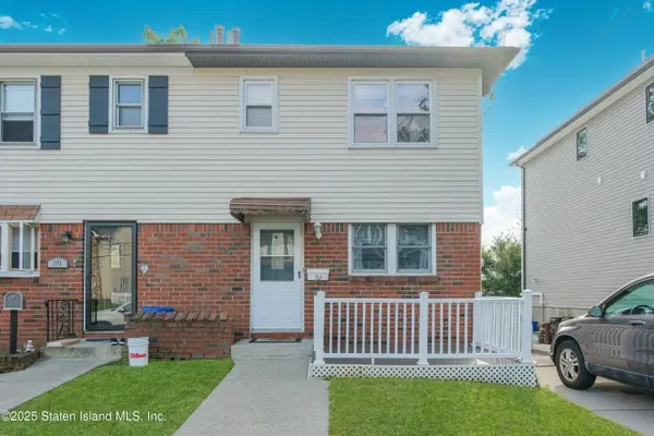 32 Mobile Avenue, Staten Island, NY 10306