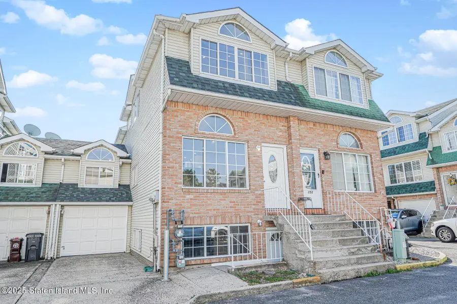 155 Woodcutters Lane, Staten Island, NY 10306 - Image #2