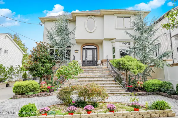 42 Mosely Avenue, Staten Island, NY 10312