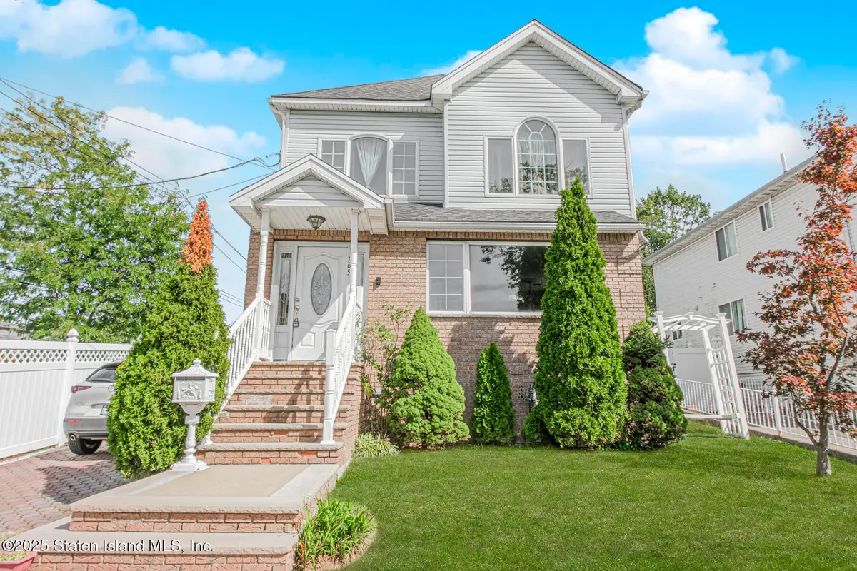 165 Warwick Avenue, Staten Island, NY 10314 - Image #1