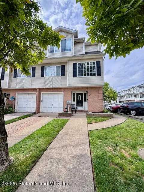 33 White Oak Lane, Staten Island, NY 10309 - Image #2