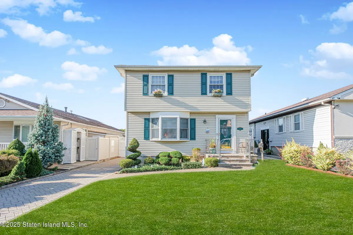 265 Ramapo Avenue, Staten Island, NY 10309 - Image #1