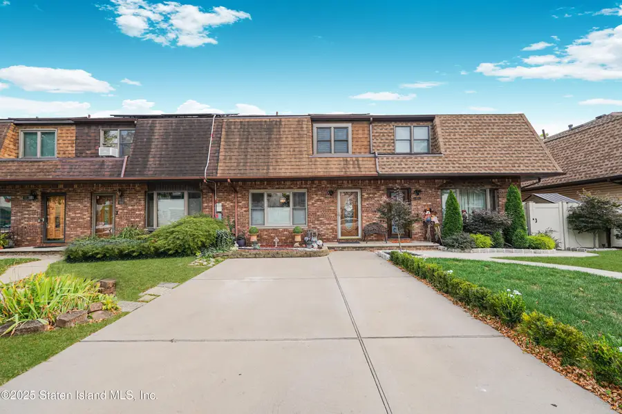 816 Sinclair Avenue, Staten Island, NY 10309 - Image #2