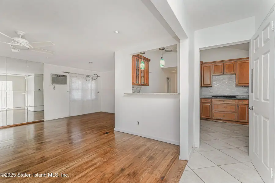 124 Riche Avenue, Staten Island, NY 10314 - Image #3