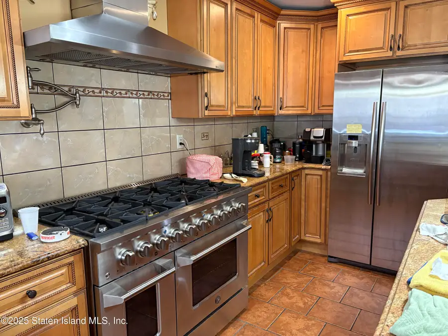 170 Mann Avenue, Staten Island, NY 10314 - Image #2