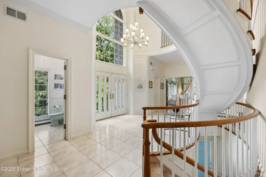 55 Whitlock Avenue, Staten Island, NY 10304 - Image #3