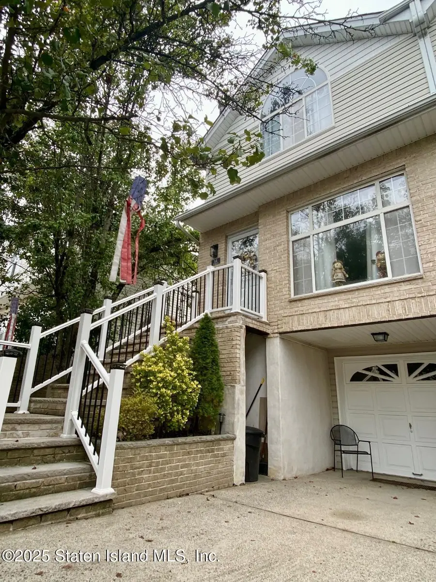 11 Jessica Lane, Staten Island, NY 10309 - Image #3