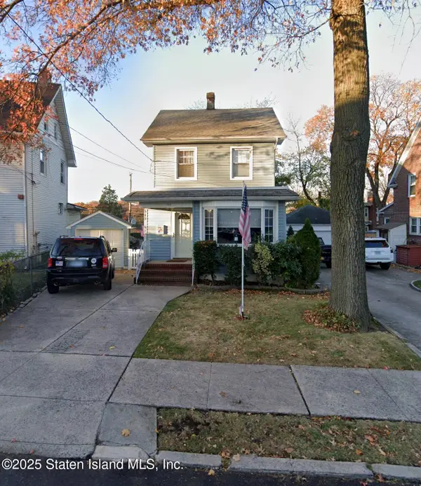 706 Broadway Avenue, Staten Island, NY 10310