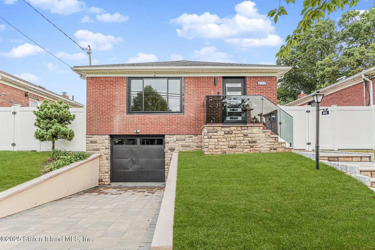236 Amber Street, Staten Island, NY 10306 - Image #1