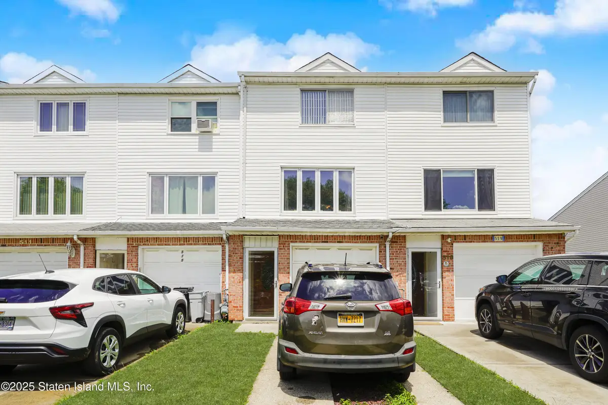 517 Buel Avenue, Staten Island, NY 10305 - Image #1