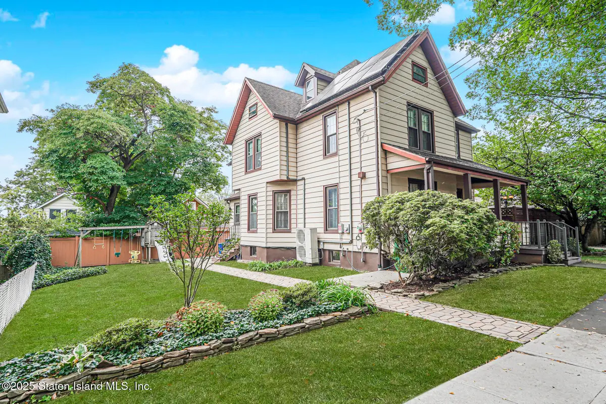 282 Willard Avenue, Staten Island, NY 10314 - Image #1