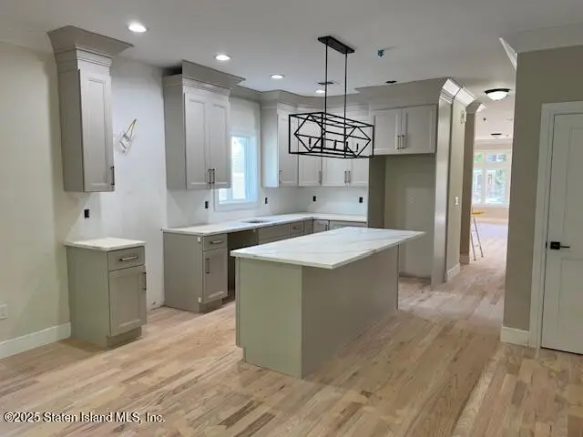 3723 Amboy Road, Staten Island, NY 10308 - Image #2