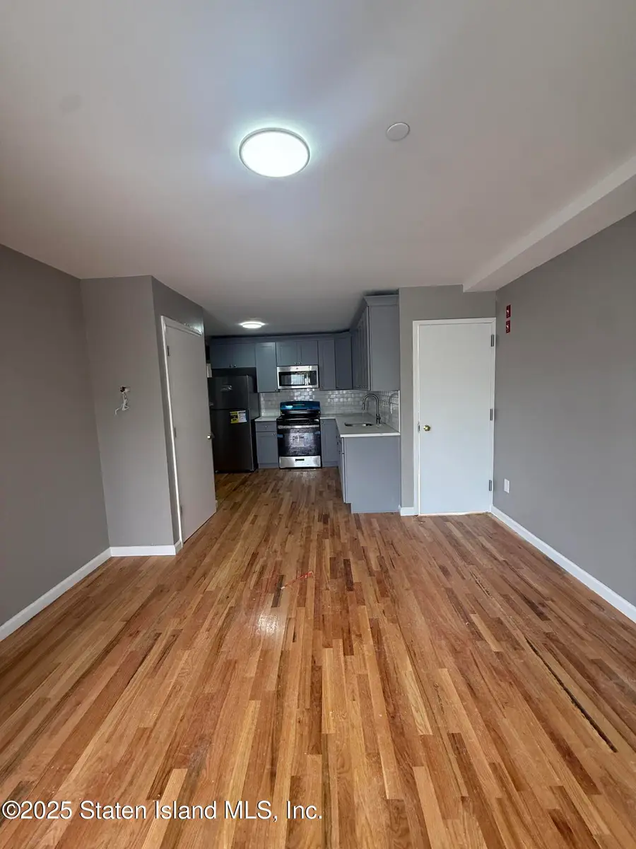 279 South Avenue, Staten Island, NY 10303 - Image #3