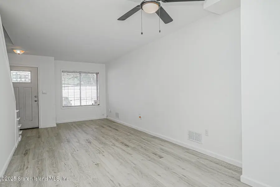 16 Union Court, Staten Island, NY 10303 - Image #3