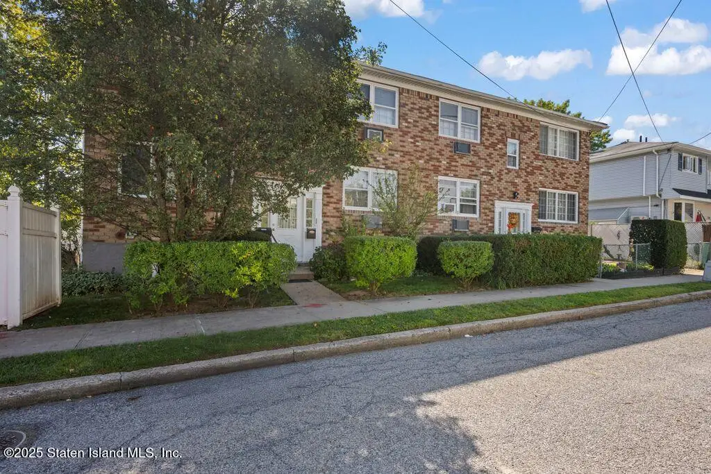 220 O'gorman Avenue, Staten Island, NY 10306 - Image #1