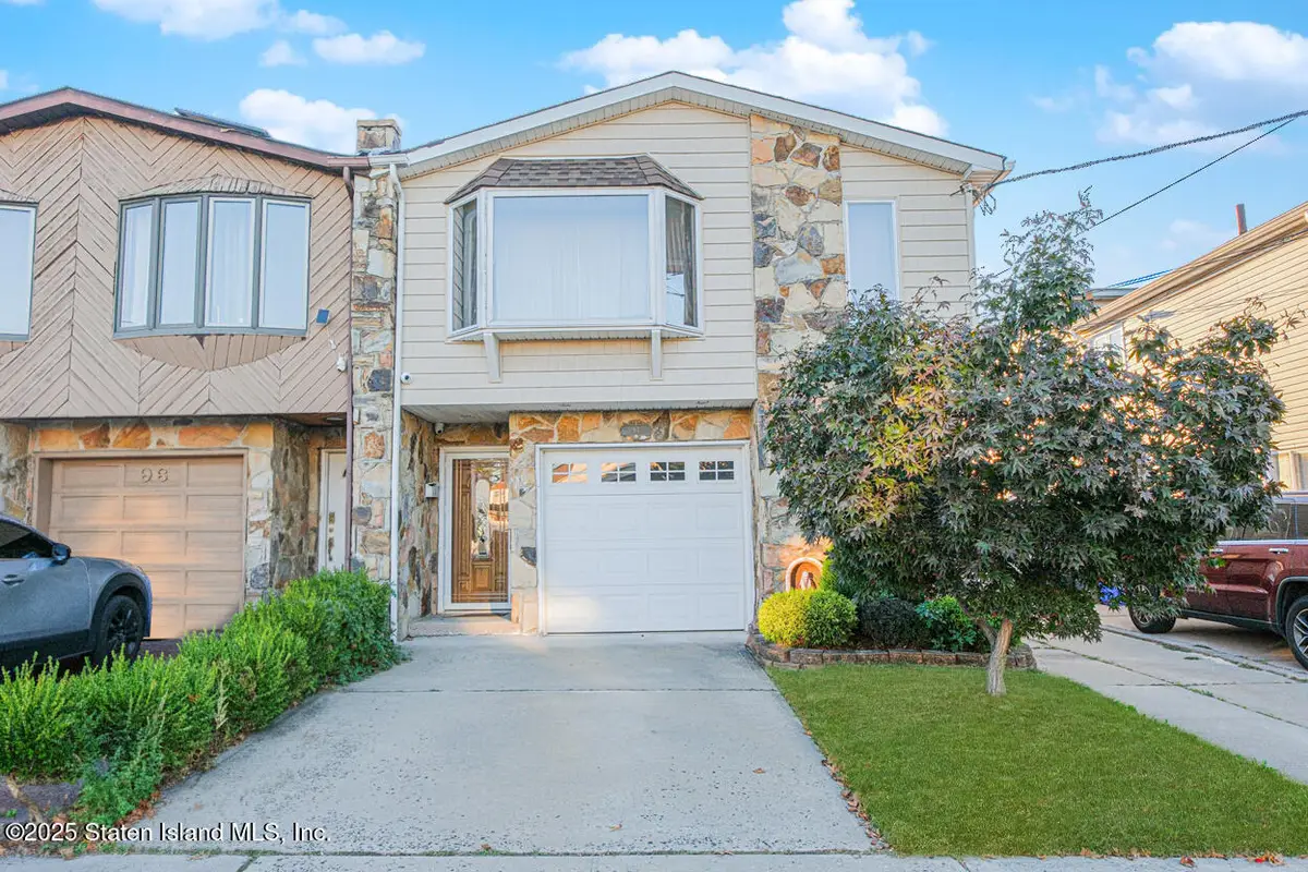 94 Gary Place, Staten Island, NY 10314 - Image #1