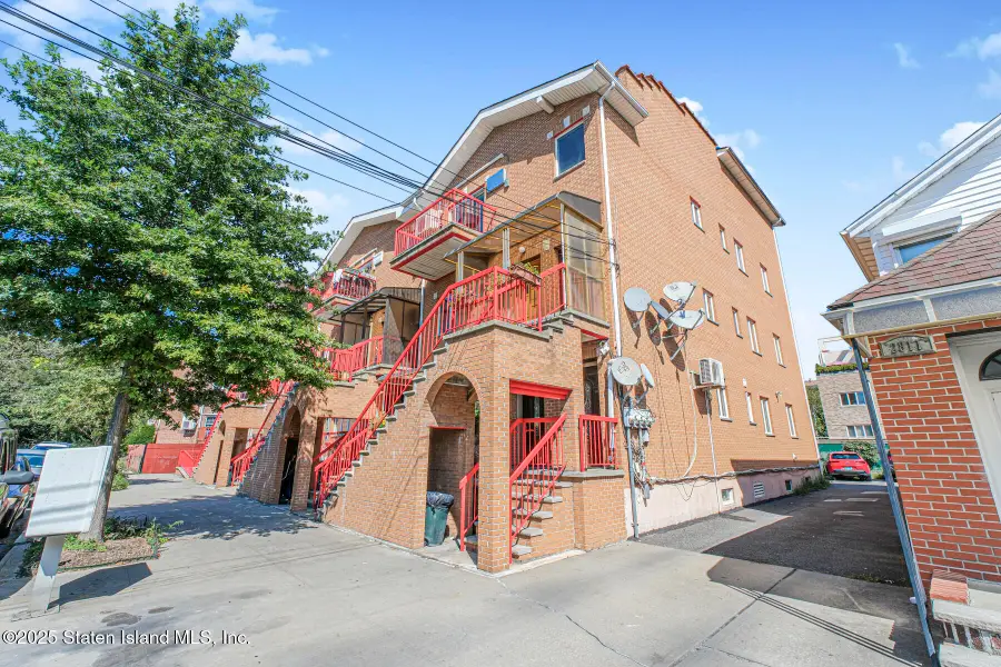 2809 E 28th Street #1c, Brooklyn, NY 11235 - Image #2