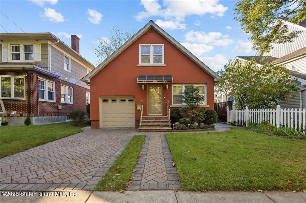 109 10th Street, Staten Island, NY 10306 - Image #1