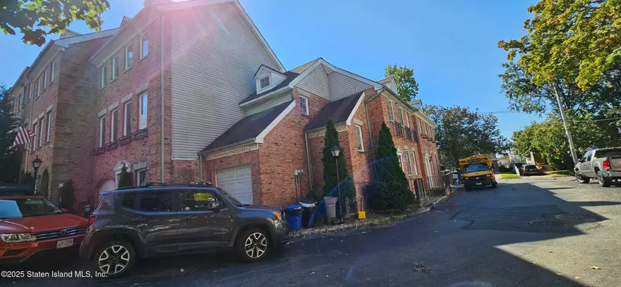 12 Lexington Lane, Staten Island, NY 10308 - Image #2