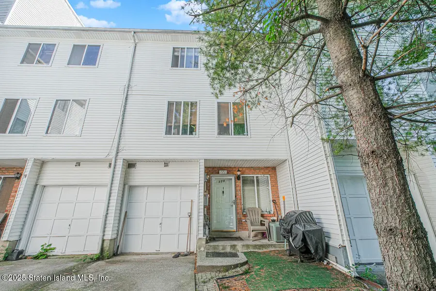 171 Aspen Knolls Way, Staten Island, NY 10312 - Image #2