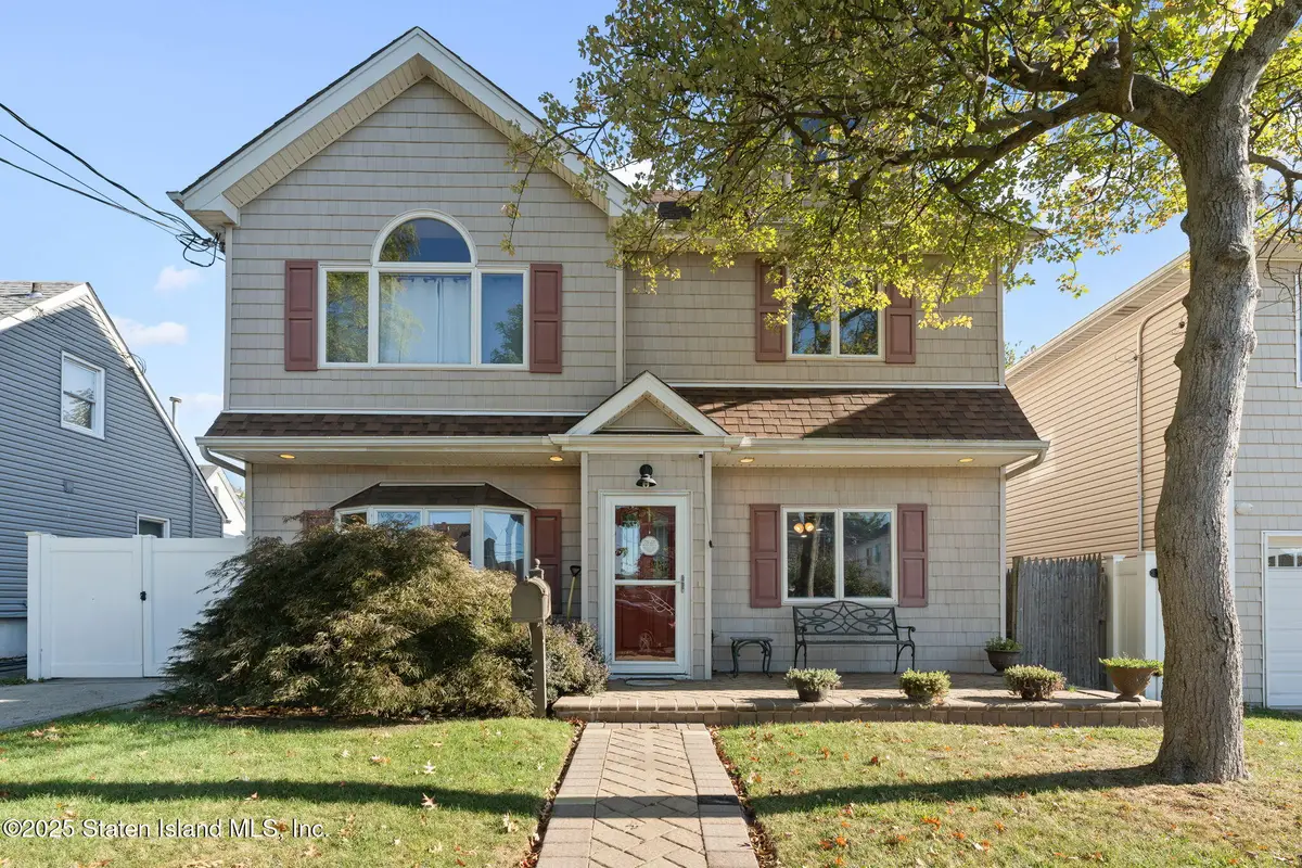 139 Winchester Avenue, Staten Island, NY 10312 - Image #1