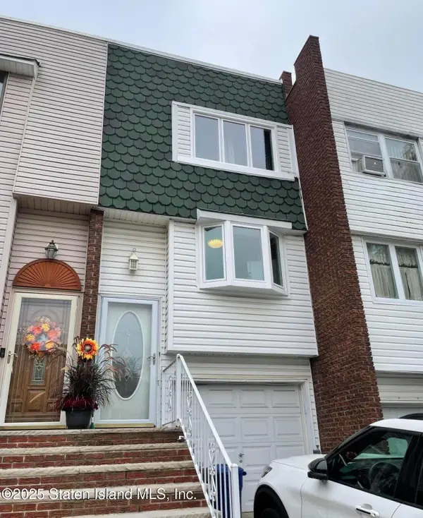 6 Dogwood Drive, Staten Island, NY 10312