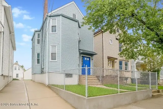 21 Simsonson Avenue, Staten Island, NY 10303 - Image #2