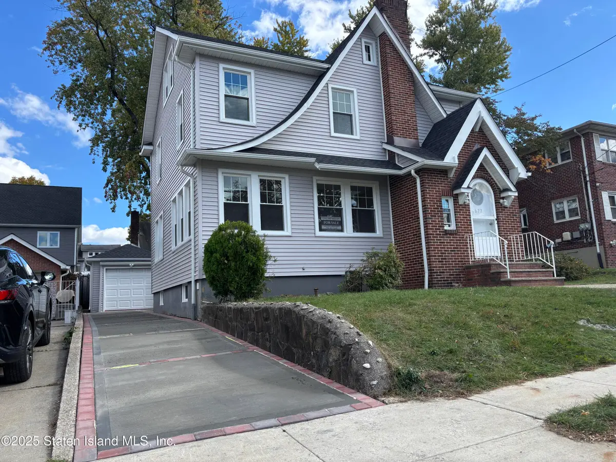 677 Bement Avenue, Staten Island, NY 10310 - Image #1