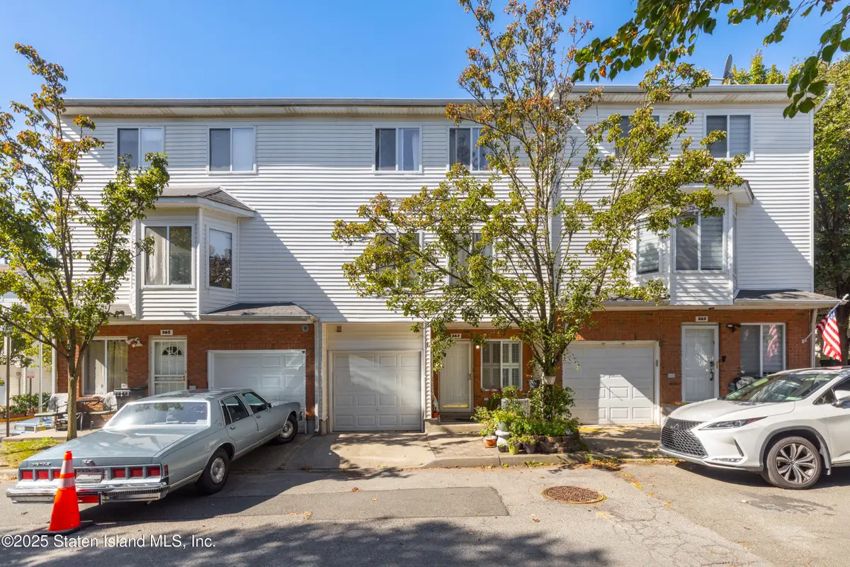 263 Jamie Lane Lane, Staten Island, NY 10312 - Image #1