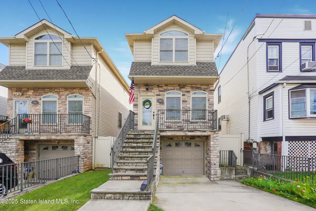 152 Burke Ave, Staten Island, NY 10314 - Image #1