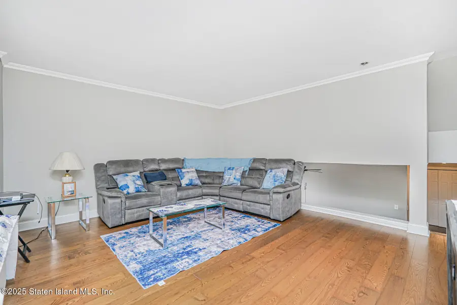 175 Zoe Street #1p, Staten Island, NY 10305 - Image #2