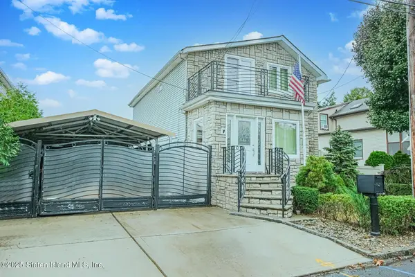 246 Melvin Avenue, Staten Island, NY 10314