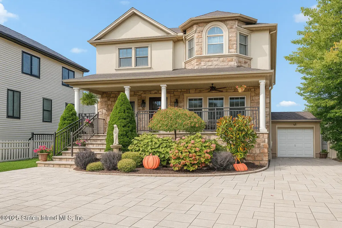63 Finlay Avenue, Staten Island, NY 10309 - Image #1