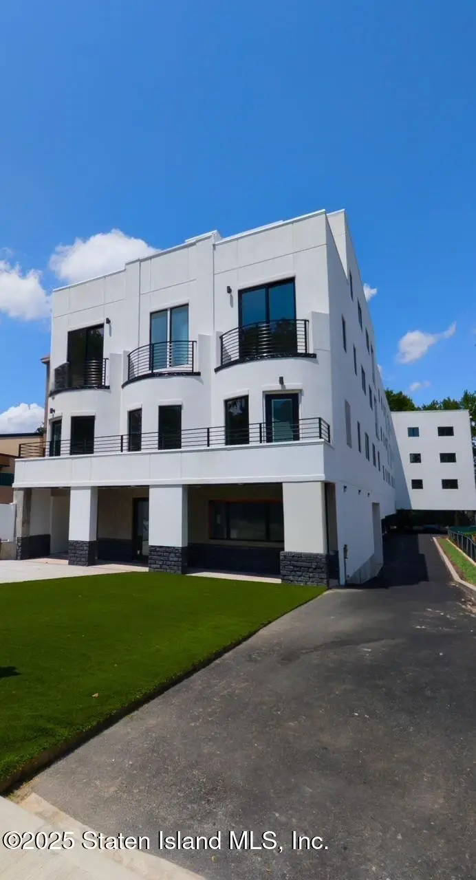 3865 Amboy Road #4a, Staten Island, NY 10308 - Image #1