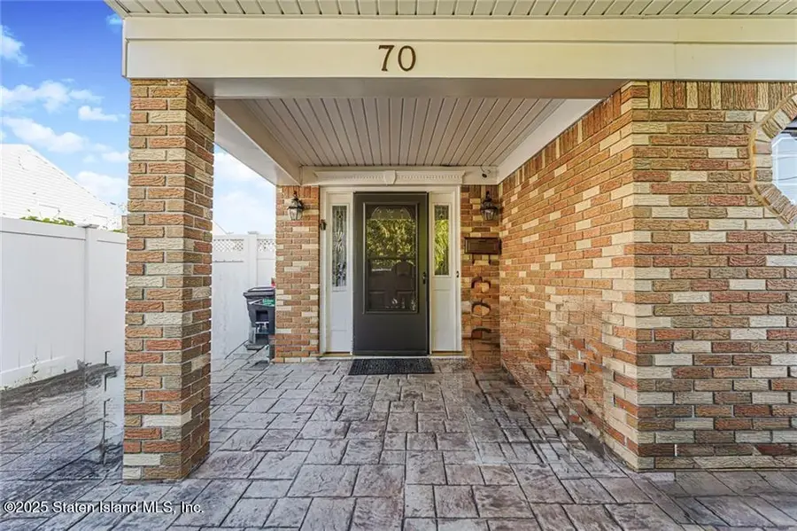 70 Figurea Avenue, Staten Island, NY 10312 - Image #3
