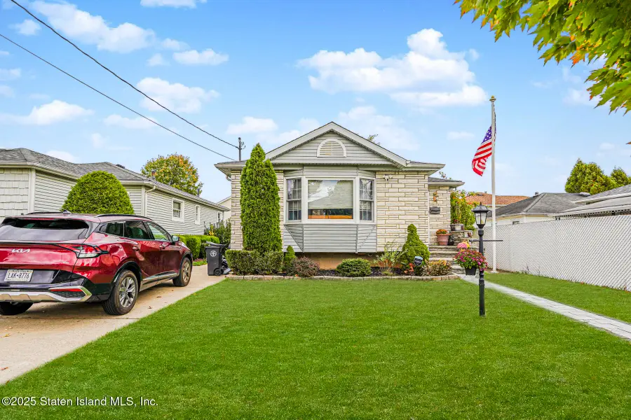 41 Walker Place, Staten Island, NY 10312 - Image #3