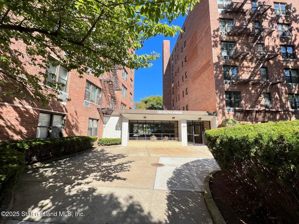 100 Colfax Avenue #3j, Staten Island, NY 10306 - Image #1